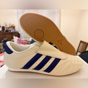 Adidas women’s Taekwondo size 8.5 New no box